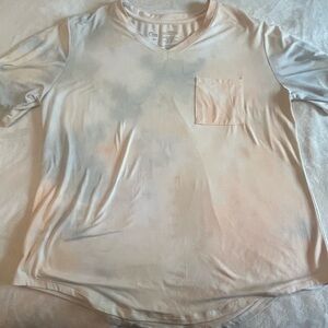 ZYIA Women’s go to pocket v-neck tee XXL